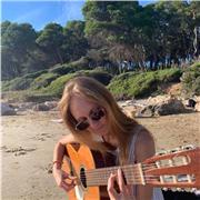 CLASES DE GUITARRA PARA QUIENES QUIERAN AMAR LA GUITARRA